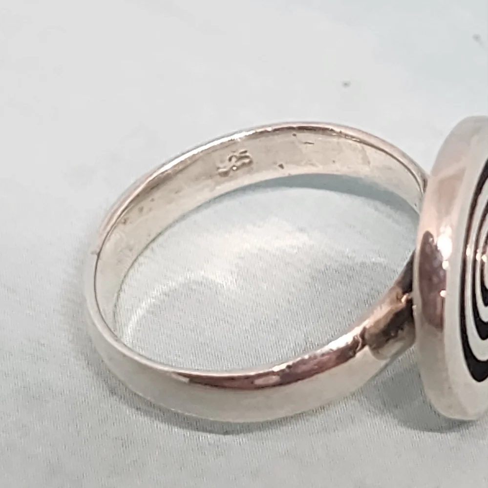 Vintage Sterling Spiral Ring - Picture 5 of 5